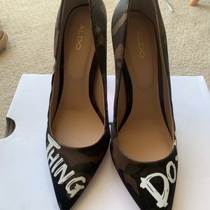 Brand new Aldo woman’s shoes size 6